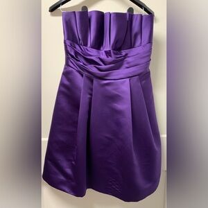 Vogue Dopamine Dressing Flirty Bold Feminine Vintage Inspired Formal Dress